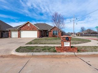2925 Summit Crossing Pkwy, Norman, OK 73071