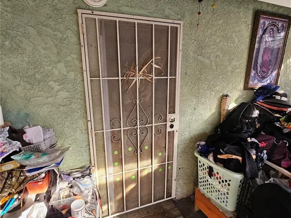 4111 E San Vincente St, Compton, CA 90221