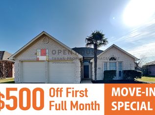 902 Bermuda St, Forney, TX 75126