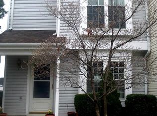 334 Lancaster Sq #334, Sterling, VA 20164