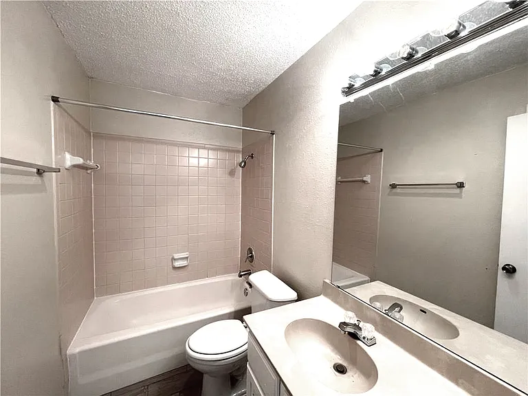 8911 Schick Rd — Photo 7