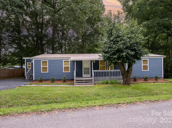 870 Family Dr, Midland, NC 28107