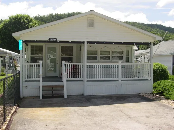 4321 Riverbank Run, Hiawassee, GA 30546