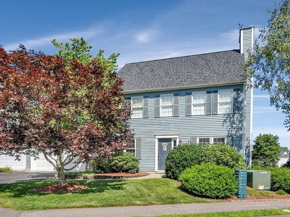 75 Pelican Dr, Walpole, MA 02081