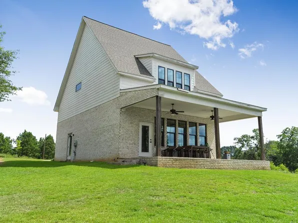 1130 Berkshire Dr, McComb, MS 39648