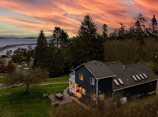 2011 Sandusky Rd, Oak Harbor, WA 98277