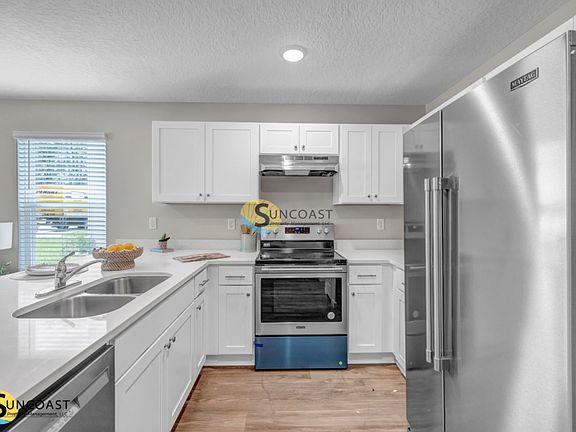 4th image of 6439 Breezy Oaks Way #201