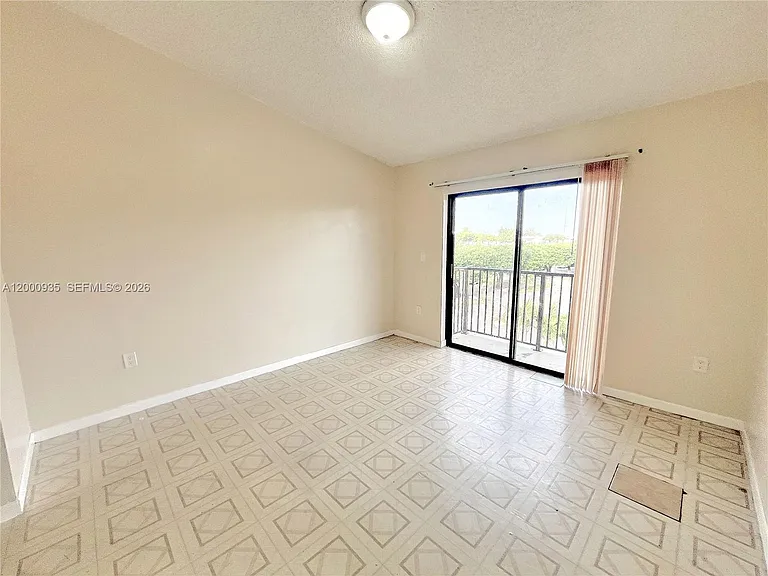 5575 W 26th Ct #203 — Photo 30