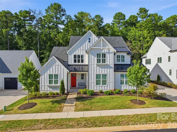 6068 Holden Ct, Fort Mill, SC 29715