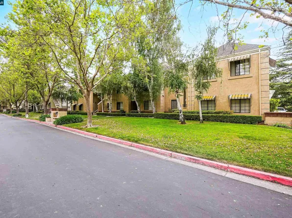2020 Canyon Woods Dr APT C, San Ramon, CA 94582
