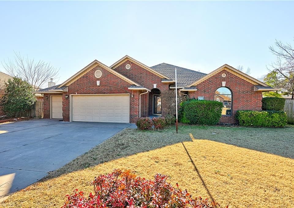 1st image of 2940 SW 124th Ct
