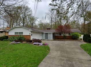 3455 Black Oak Ln, Youngstown, OH
