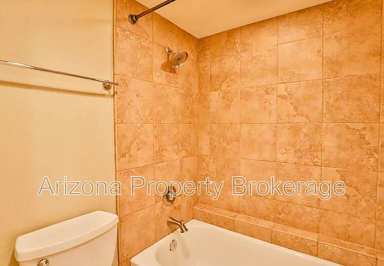 7557 N Dreamy Draw Dr #212 — Photo 18