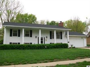 5821 SW 25th St, Topeka, KS 66614