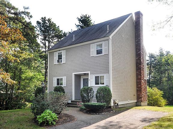 2nd image of 11 Megansett Dr