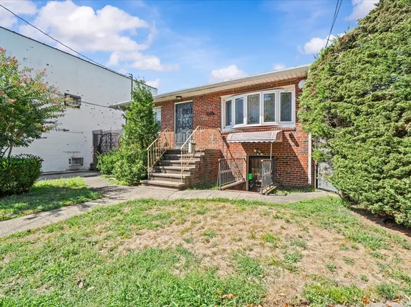 1344 East 64th Street image 2 of 27