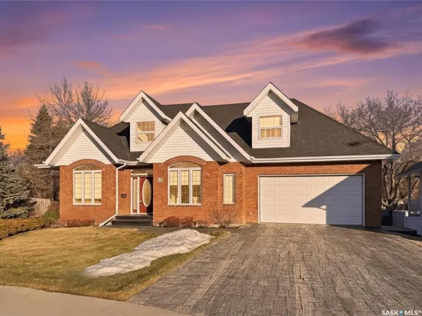 821 Wallman PLACE, Swift Current, SK S9H 5C1