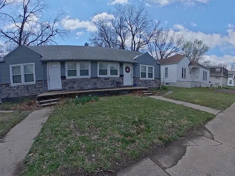 509 Moro St — Photo 7