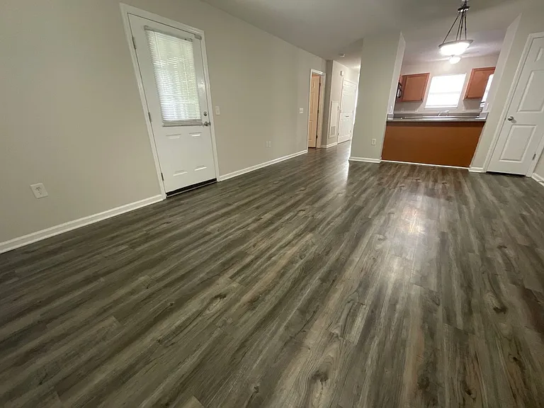 Meridian Park Apartments — Photo 257