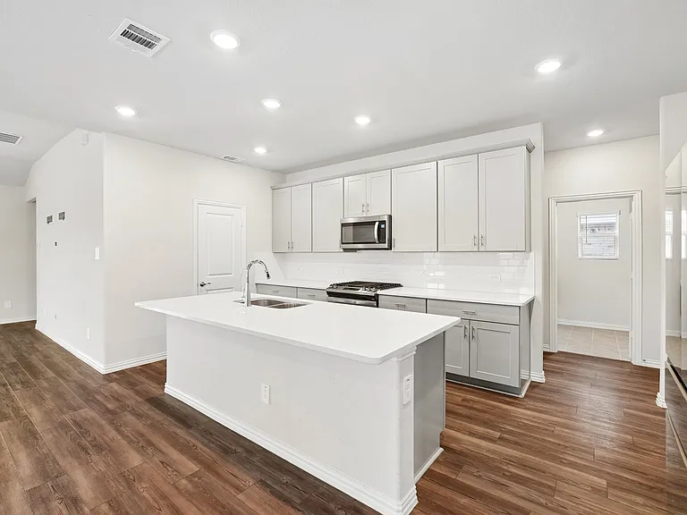 2232 Sun Star Dr — Photo 13
