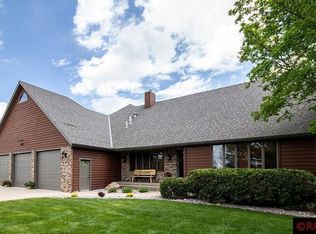 20401 Pohl Rd, Mankato, MN 56001