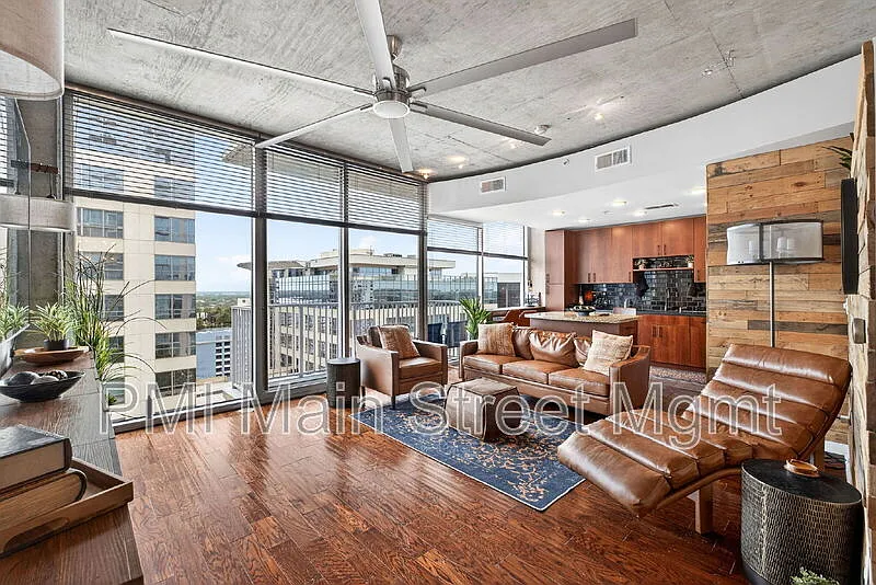 1 bed, 1.0 bath, 837 sqft, $2,595 — Photo 1