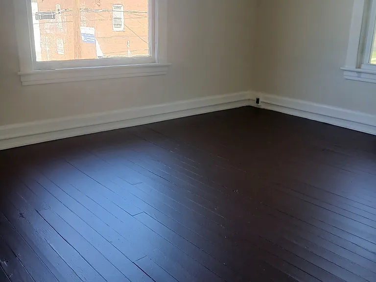 550 Ferndale Ave — Photo 7
