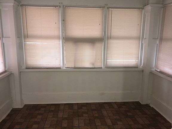5th image of 60 N Willett St #4