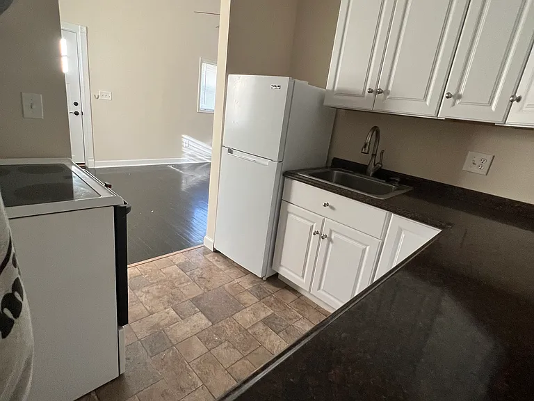 3983 Front St #4 — Photo 8