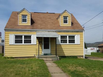 2841 Pioneer Dr, Ambridge, PA, 15003