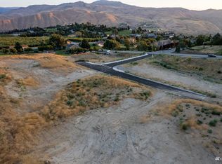 3769 Lucky Ln, Wenatchee, WA 98801