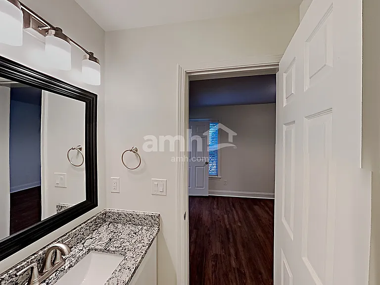 1753 Thomas Pointe Trce — Photo 19