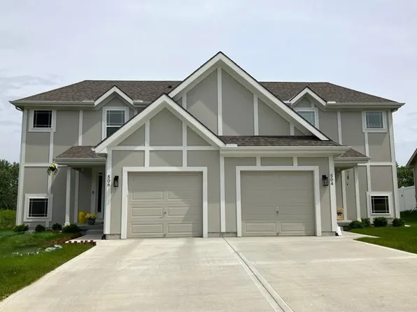 506 W Lawrence St, Spring Hill, KS 66083