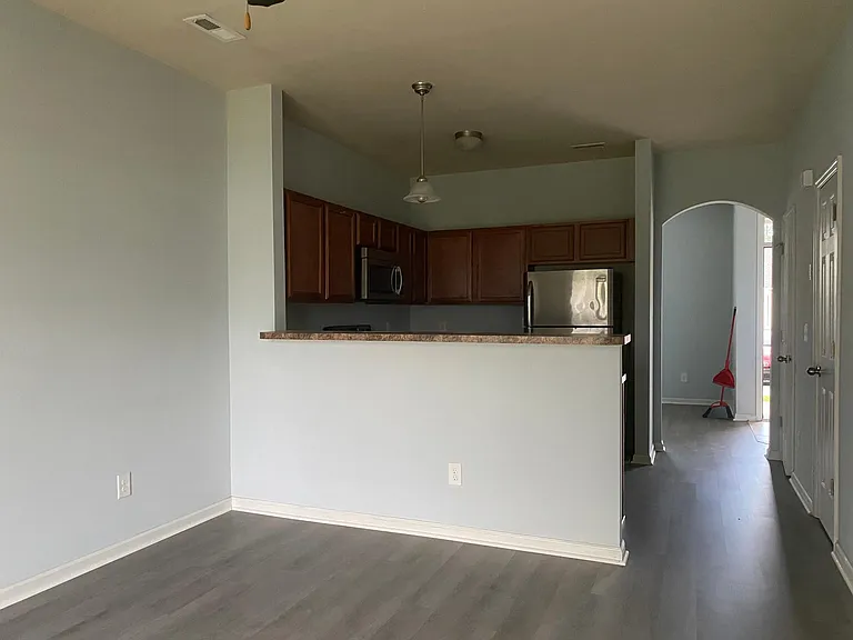 214 Glenhaven Ln — Photo 18