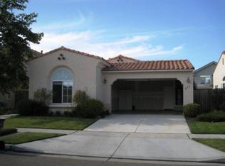 823 W Damask Ct, Santa Maria, CA 93458