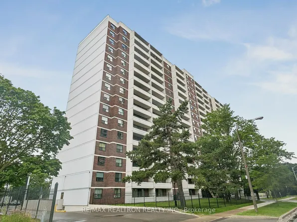 101 Prudential Dr #205, Toronto, ON M1P 4S5