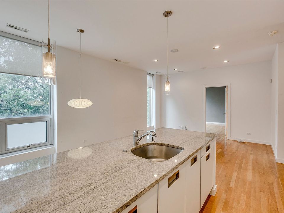 010-288722-1721 N Sheffield Ave - Unit 2_010_6918074