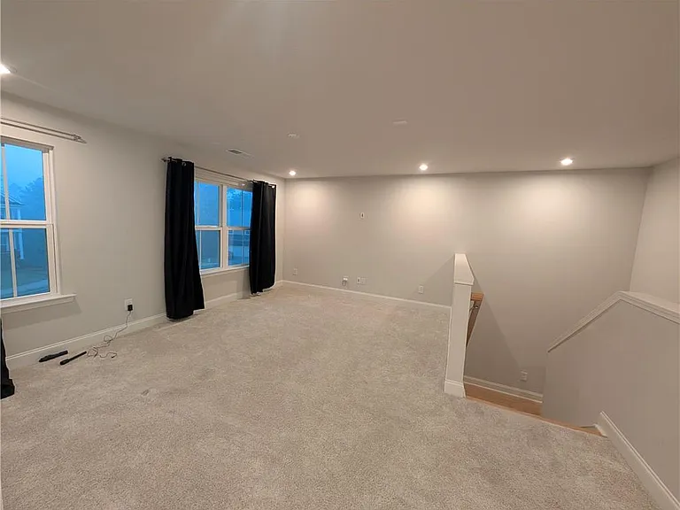 406 Riverclub Rd — Photo 30