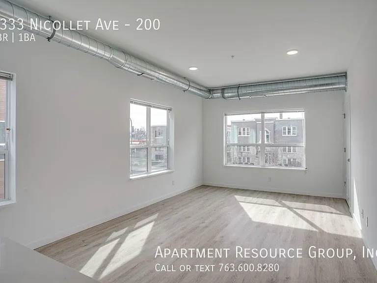 3333 Nicollet Ave S #200 — Photo 11