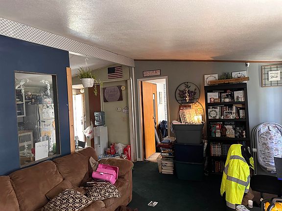 4th image of 23995 Sunnyside Ave