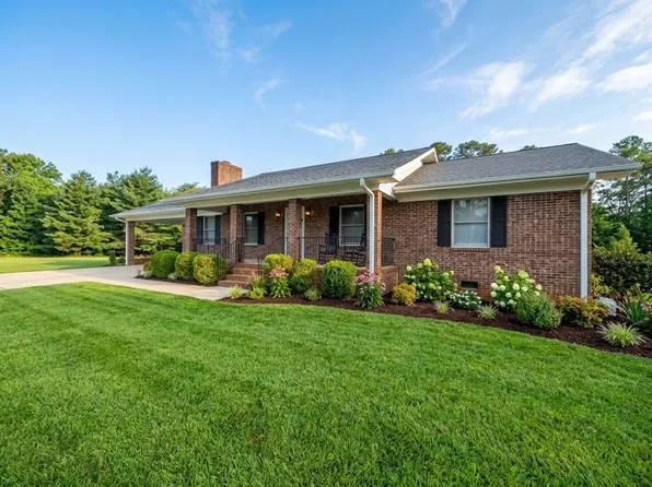 2891 Farrs Bridge Rd, Easley, SC 29640