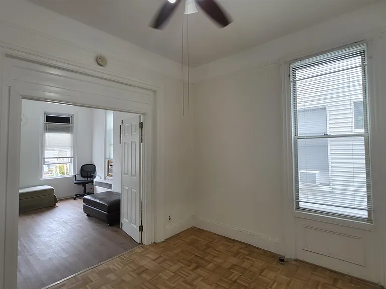 23 Sherman Pl #2 — Photo 10