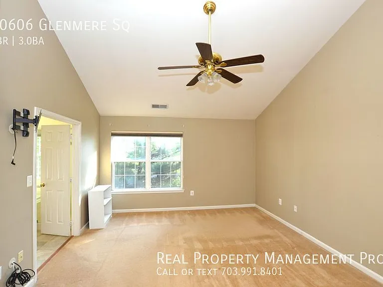 20606 Glenmere Sq — Photo 18