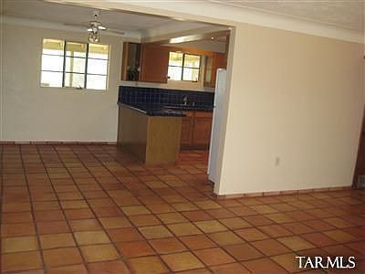 5th image of 3319 E Monte Vista Dr