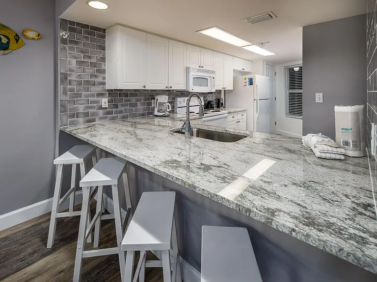 895 Santa Rosa Blvd #208 — Photo 6