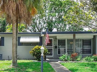 6884 NW 14th Ct, Plantation, FL 33313