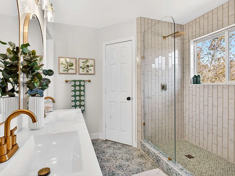 9568 Houston Hill Rd — Photo 24