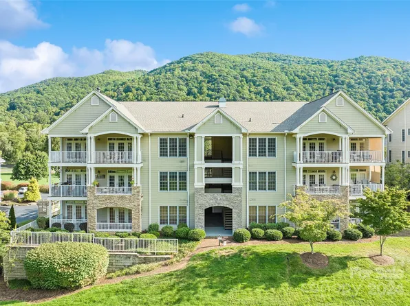 65 Glenview Ln APT 3037, Maggie Valley, NC 28751