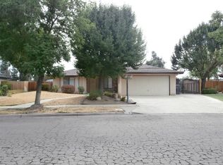 210 N Shirley Ave, Fresno, CA 93727