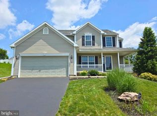 7 Verdun Dr, Reading, PA 19605